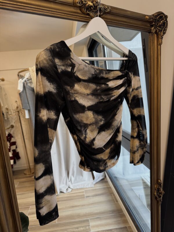 Remera Savage